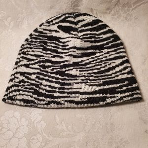 Black/White Beanie Skull Cap